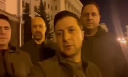 فیلم/ زلنسکی: ما در کی‌یف هستیم