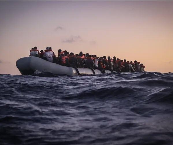 غرق شدن مهاجر را در آب‌های بین‌المللی,مهاجران