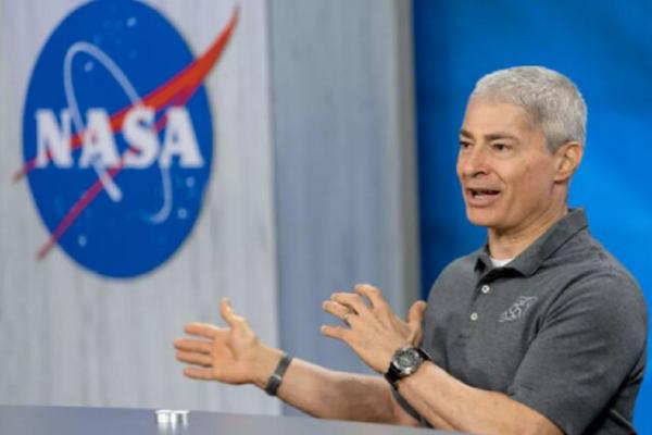 فضانورد رکورددار زندگی در فضا فضانورد رکورددار زندگی در فضا,تاکید فضانورد رکورددار زندگی در فضا بر دوستی فضانوردان روس و آمریکا