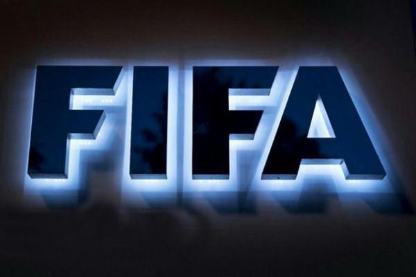فیفا,تعلیق ٣ فدراسیون فوتبال توسط فیفا