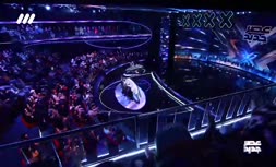 فیلم/ خوانندگی 'علیرضا برنجیان' در مسابقه عصرجدید