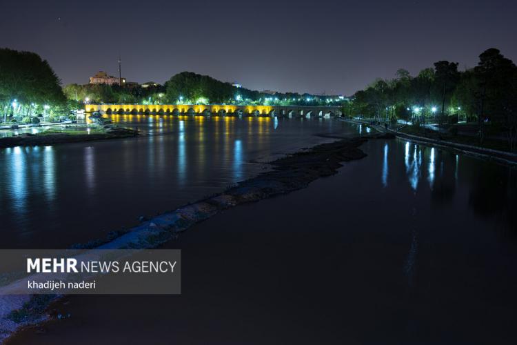 تصاویر شب‌های زیبای زاینده رود,عکس های زاینده رود در شب,تصاویری از زاینده رود اصفهان در شب