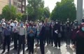 فیلم/ تجمع اعتراضی معلمان در شیراز: سیسمونی رو رها کن، درد مارو دوا کن