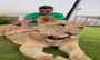 فیلم/ اوقات فراغت سعید عزت‌اللهی همراه با یک قلاده شیر!