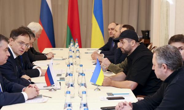 مذاکرات روسیه و اوکراین,مخالفت اوکراین با دادن امتیاز به روسیه