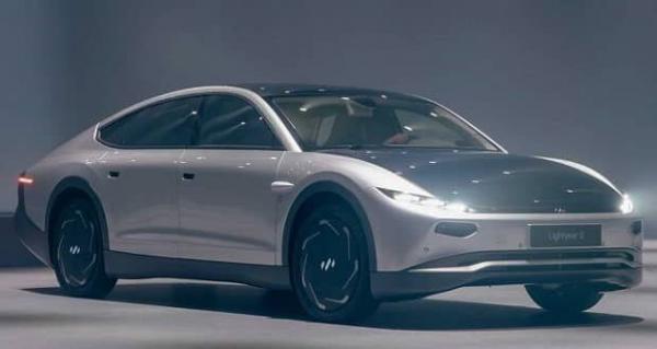 خودروی خورشیدی گران ‌قیمت,استارتاپ Lightyear