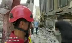 فیلم/ حضور داوطلبان از شهرهای مختلف ایران برای کمک‌رسانی به سانحه متروپل آبادان