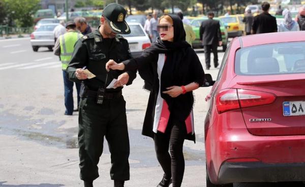 اسلام طالبانی در ایران,سخت گیری درباره حجاب