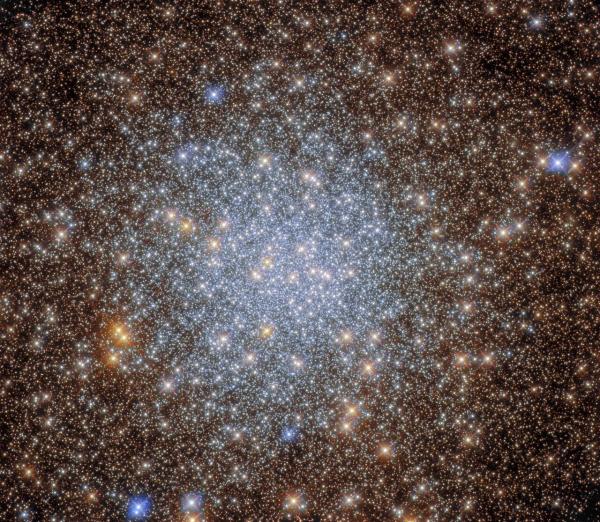 ستاره,جدیدترین تصویر تلسکوپ فضایی هابل از هزاران ستاره