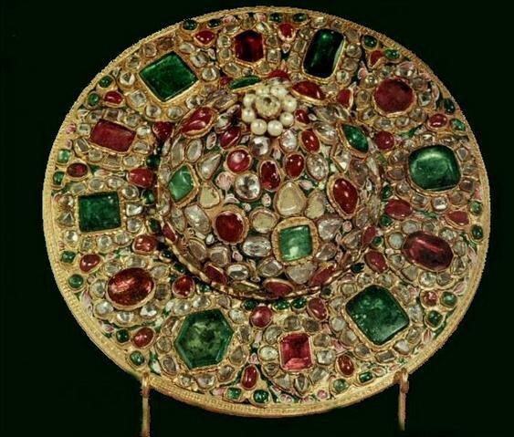 گنجینه ملی ایرانیان,جواهرات ملی ایران