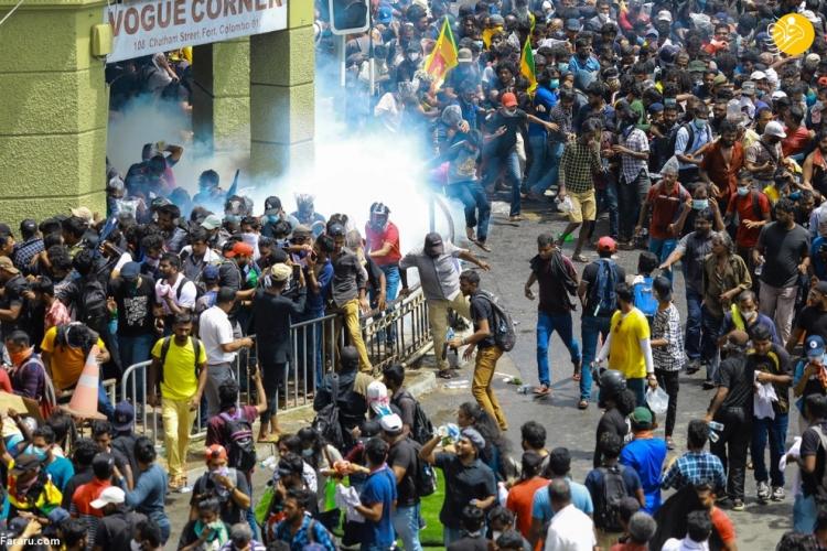 تصاویر اعتراضات در سریلانکا,عکس های اعتراضات مردمی در سریلانکا,تصاویر تظاهرات اعتراضی در سریلانکا