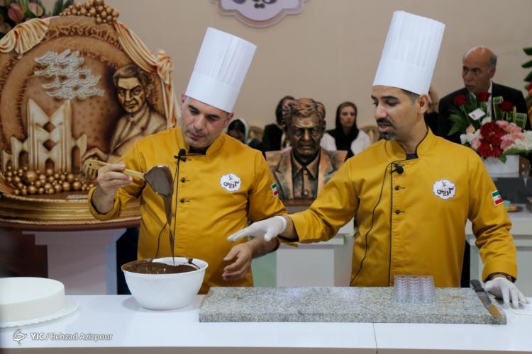 تصاویر جشنواره شیرینی و کیک‌های تجسمی در تبریز,عکس های جشنواره شیرینی در تبریز,تصاویر جشنواره شیرینی و کیک در تبریز