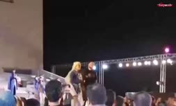 فیلم/ تشویق طناز طباطبایی و جواد عزتی در کنسرت نمایش سی صد در کاخ سعدآباد