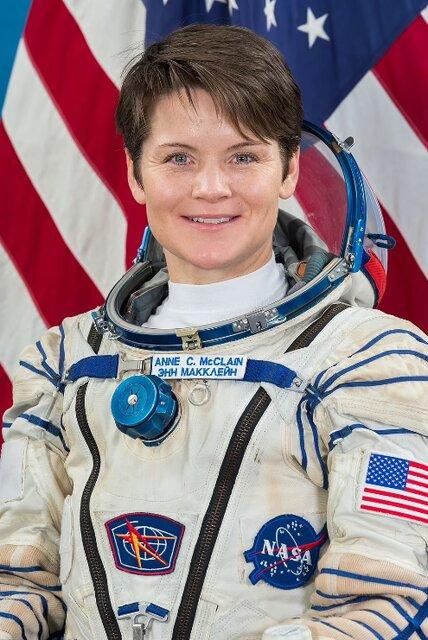 زنان کاندیدای اعزام به ماه,ناسا