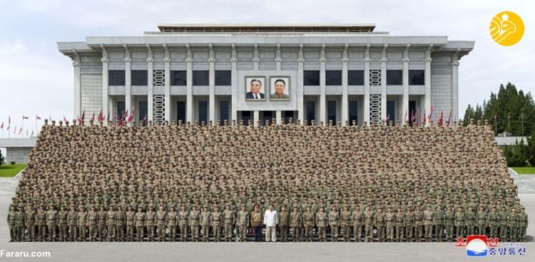 تصاویر ستایش کیم جونگ اون از پزشکان نظامی کره شمالی,عکس های پزشکان نظامی در کره شمالی,تصاویر تمجید کیم جونگ اون از پزشکان در کره شمالی