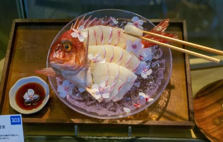 تصاویر مجسمه های واقعی از غذاهای پلاستیکی در ژاپن,عکس های مجسمه غذاهای ژاپنی,تصاویر مجسمه پلاستیکی غذاهای ژاپنی