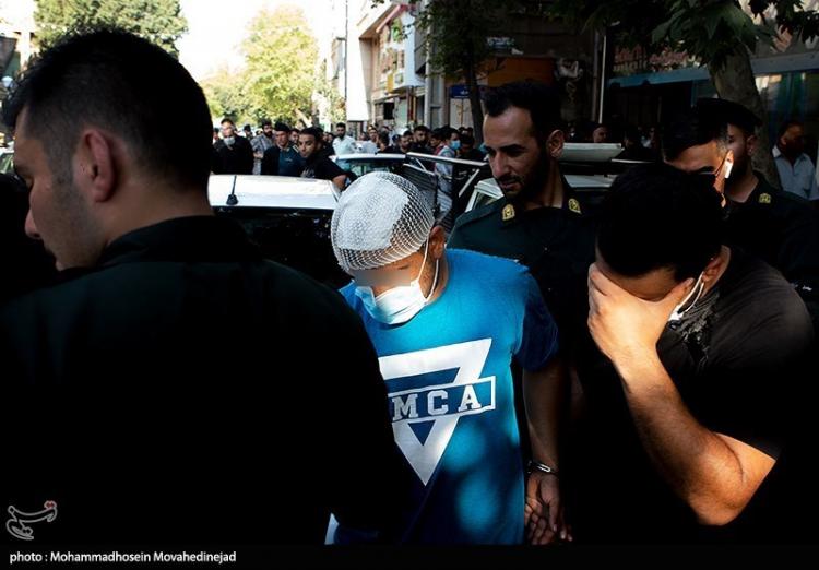 تصاویر گرداندن ۴ اراذل و اوباش خطرناک تهران,عکس های اراذل و اوباش خطرناک تهران,تصاویری از گرداندن اراذل و اوباش در تهران