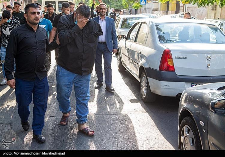 تصاویر گرداندن ۴ اراذل و اوباش خطرناک تهران,عکس های اراذل و اوباش خطرناک تهران,تصاویری از گرداندن اراذل و اوباش در تهران