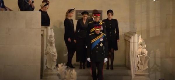 مگان و هری در مراسم ملکه انگلیس,کاخ باکینگهام