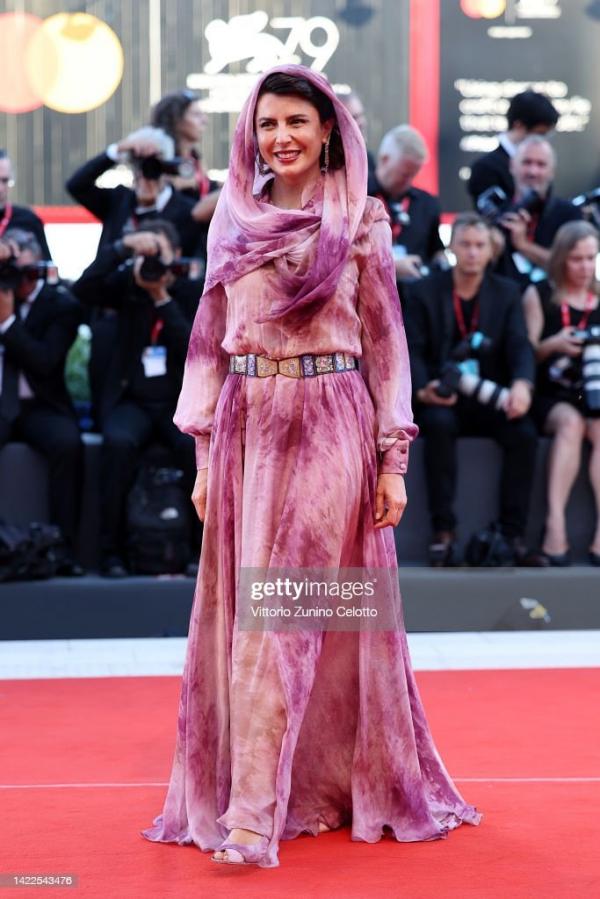 لیلا حاتمی,لیلا حاتمی بر روی فرش قرمز اختتامیه جشنواره ونیز 2022