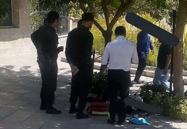 قتل و سرقت در ایران,تیراندازی برای سرقت دلار در تهران