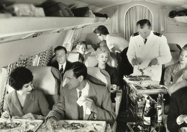 طعم ناخوشایند غذاها در هواپیما,غذا در هواپیما