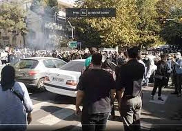 حمله ماموران به فراخوان همایش نظام پزشکی,استعفا رئیس نظام پزشکی تهران