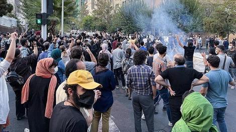 نزاع و خشونت این روزهای ایران,جنگ داخلی در اعتراضات 1401