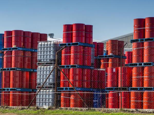 : تصمیم اوپک پلاس,کاهش تولید نفت به تثبیت قیمت در بازار