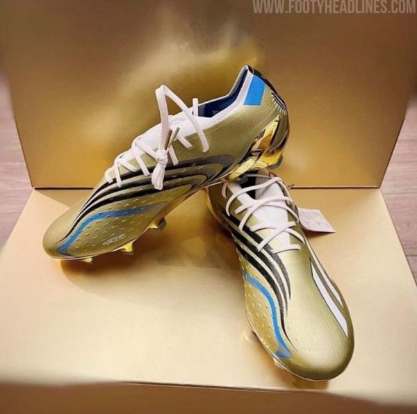 لیونل مسی,رونمایی از کفش‌های مسی برای جام جهانی قطر