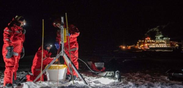 نخستین سکوی شناور دائمی مقاوم در برابر یخ,طراحی نخستین سکوی شناور قطبی با قابلیت ضدیخ