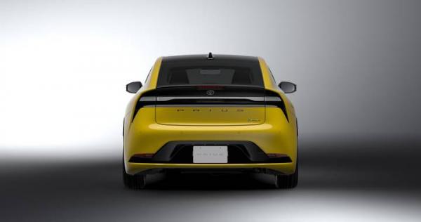تویوتا پریوس,خودروی تویوتا پریوس مدل 2023