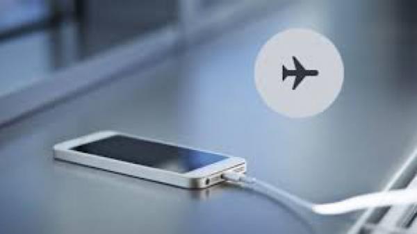 استافده از گوشی در هواپیما,امکانپذیر شدن استفاده از موبایل در هواپیما