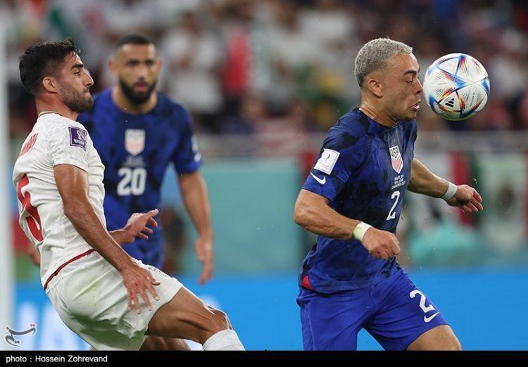 تصاویر دیدار ایران و آمریکا در جام جهانی قطر,عکس های دیدار ایران و آمریکا,تصاویر دیدار ایران با آمریکا در جام جهانی 2022 قطر