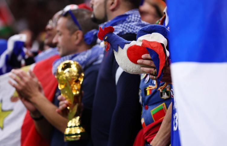 تصاویر تماشاگران جام جهانی قطر,عکس های تماشاگران زن نیمه نهایی جام جهانی 2022 قطر,تصاویر تماشاگران زن دیدار آرژانتین و کرواسی
