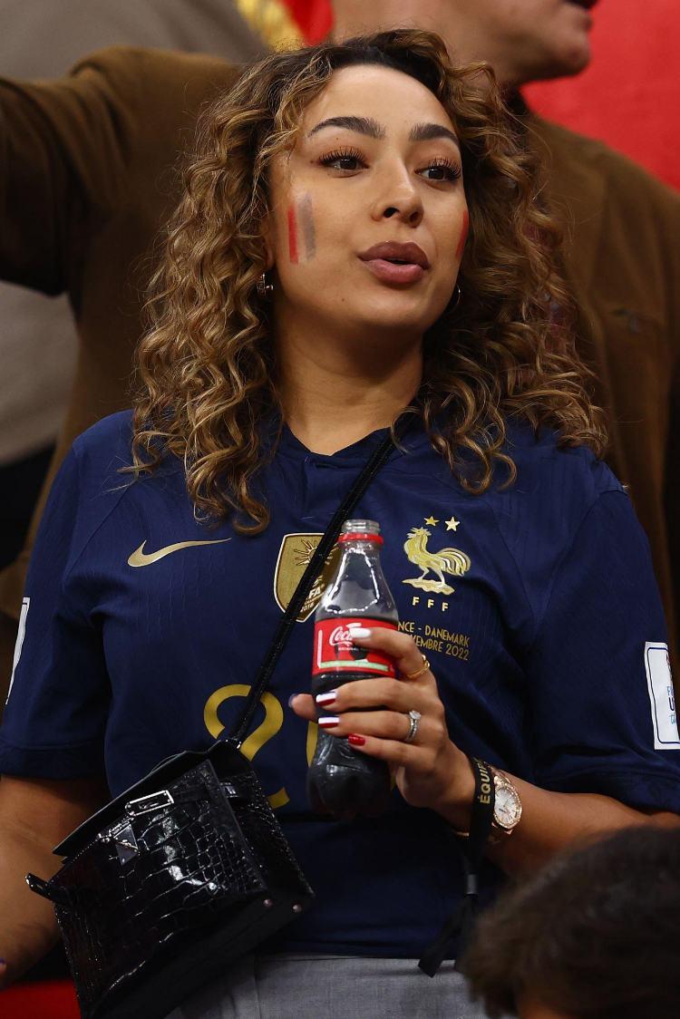 تصاویر تماشاگران جام جهانی قطر,عکس های تماشاگران زن نیمه نهایی جام جهانی 2022 قطر,تصاویر تماشاگران زن دیدار آرژانتین و کرواسی