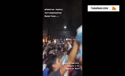 فیلم/ آواز خواندن هواداران آرژانتین مقابل خانه مادربزرگ لیونل مسی