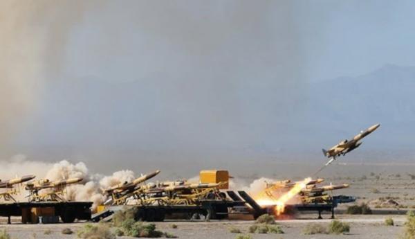 حمله پهپادی به بنادر در تنگه هرمز,رزمایش ارتش