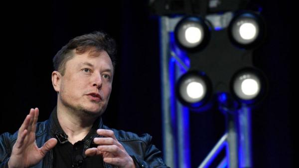 ایلان ماسک,مالک شرکت تسلا