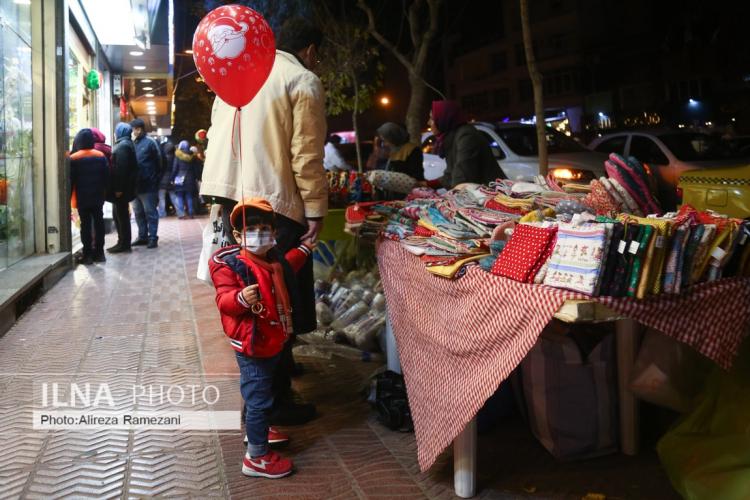 تصاویر خرید برای سال نو میلادی 2023 در تهران,عکس های خرید برای سال نو میلادی در تهران,تصاویری از خرید سال نوی میلادی در تهران
