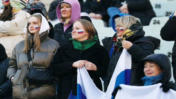 حضور تماشاگران زن روسی در ورزشگاه نقش جهان,سسپاهان زنیت
