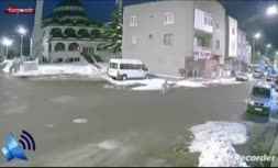 فیلم/ پیش بینی عجیب زلزله توسط این سگ چند ساعت قبل از وقوع در ترکیه!