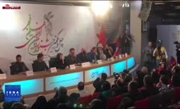 فیلم/ غیبت کیومرث پوراحمد در نشست خبری فیلم خود در جشنواره فجر
