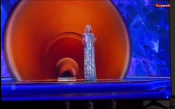فیلم/ لحظه اعلام نام «شروین حاجی‌پور» به عنوان برنده جایزه گرمی 2023 و واکنش خواننده آهنگ «برای»