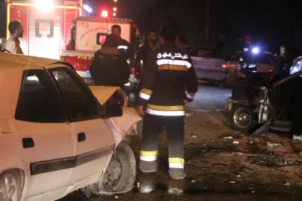 تصادف خودروها,تصادف در جاده های اصفهان