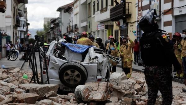زلزله اکوادور,کشته شدگان زمین‌لرزه در اکوادور و پرو