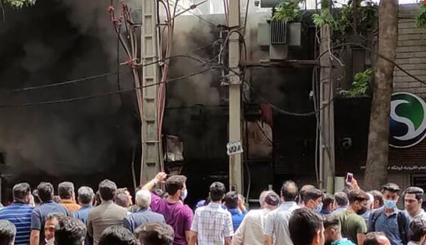 آتش گرفتن مغازه ها در شیراز,آتش سوزی هولناک 36 مغازه در بازار شهر قائمیه