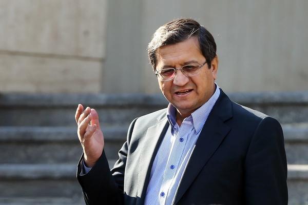 عبدالناصر همتی,رئیس سابق بانک مرکزی