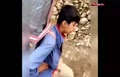 ۱۶ کیلو بار بر شانه‌های کولبر ۱۲ ساله!/ مسئولان کلاه خود را بالاتر بگذارند!