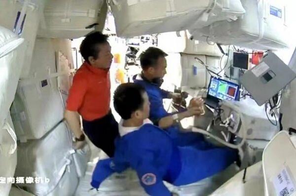 اکسیژن در ایستگاه فضایی,تامین اکسیژن در ایستگاه فضایی توسط چینی‌ها
